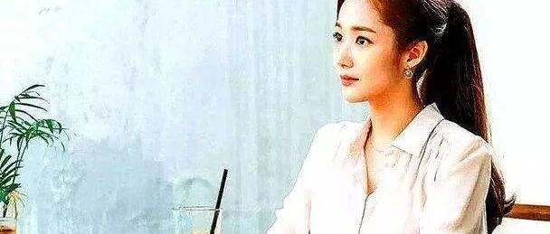 面试官：我来例假了，能帮我倒杯热水吗？小伙高情商回答被录用