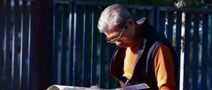 俗语：“母在不庆生，父在不留须”，究竟啥意思？