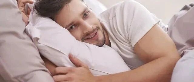 肾好的人，睡前多有4个“好习惯”，你若占1个，肾脏也还不错