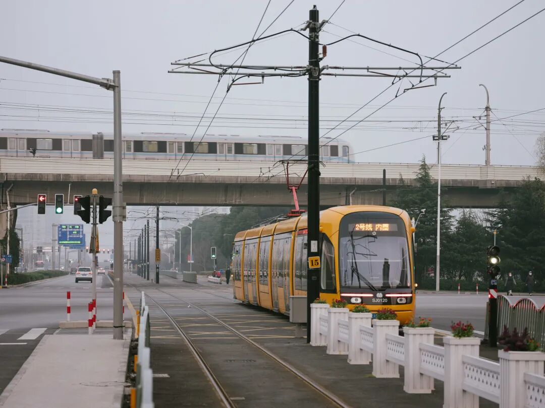 官陽：自動駕駛系統會對道路基礎設施提出哪些要求？的圖1