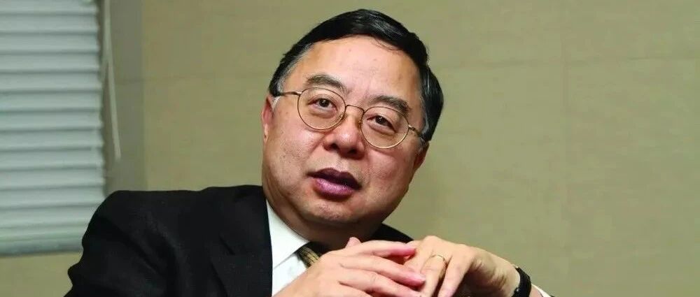 香港大佬犀利点评：有些人的地产游戏，绝非胆怯之徒所能驾驭