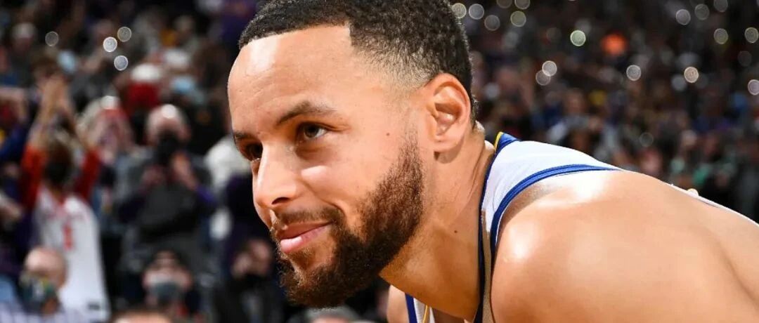 【徐静雨】库里33分让1亿声威，胜太阳号称2019含金量第一角逐