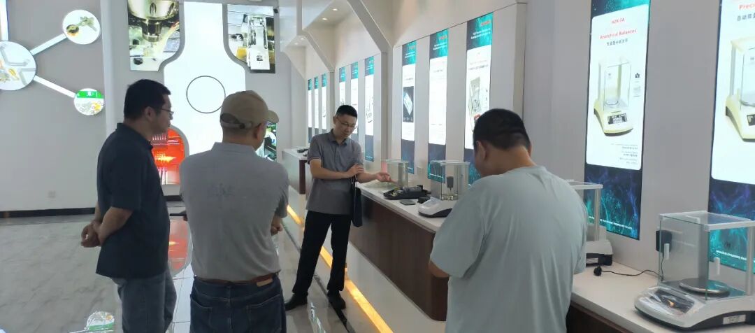 【华志动态】福建省计量科学研究院领导莅临我司调研指导