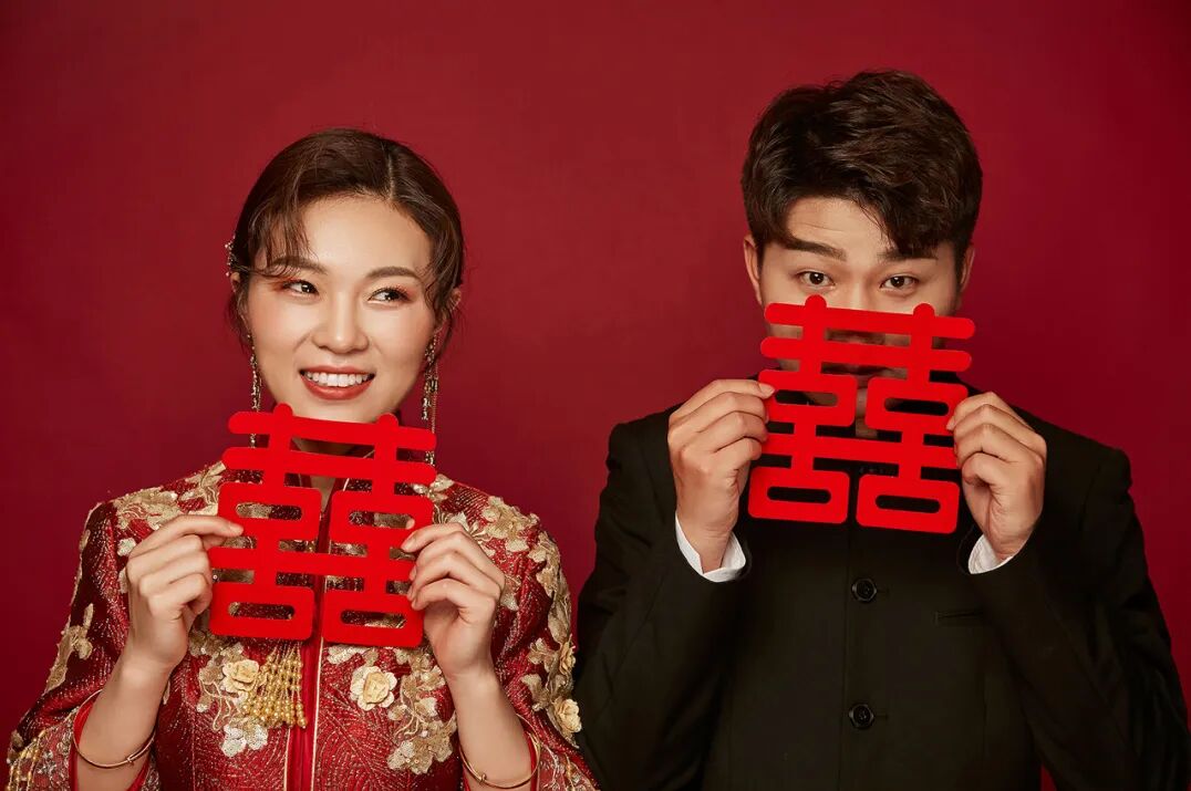 婚纱摄影 | 复古婚纱照太甜太喜庆啦！