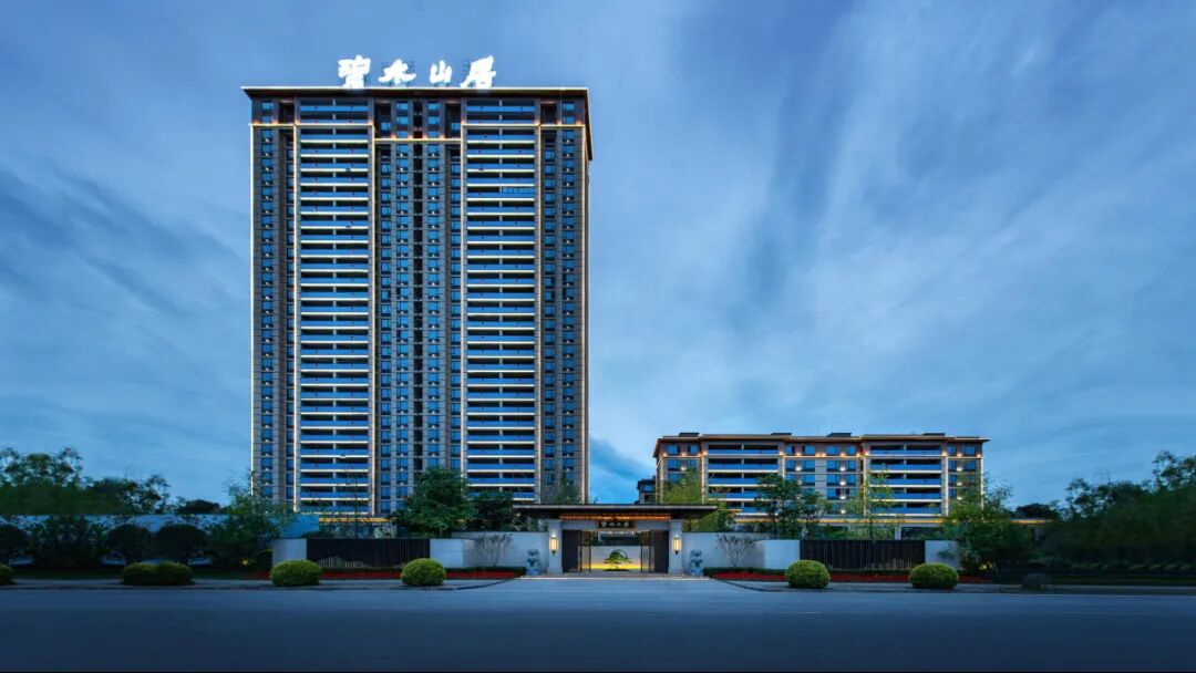 碧水山居520告白季到访即送chanel香水