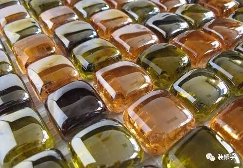 瓷砖好坏区别_瓷砖跟瓷砖的区别_全瓷砖和半瓷砖有什么区别