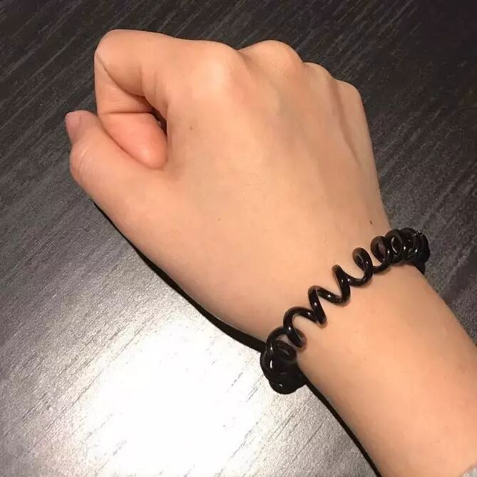 愿做你指间的戒指腕上的皮筋伴你左右是我的终极意义