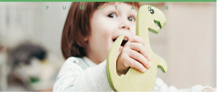 孩子心爱的新画笔，第二天就送给同学，为什么我的孩子要通过“讨好”才能交到朋友？