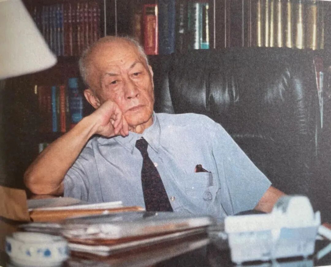 朱老师也赞成钱老称岐伯为天师的说法