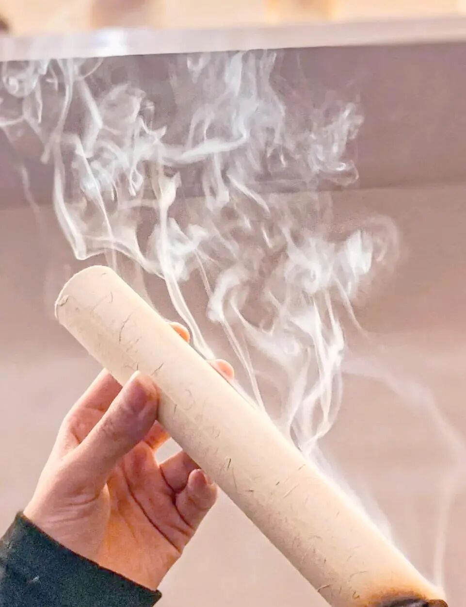 艾灸不仅是针对穴位的治疗，更是一次对局部小环境的“净化”与“赋能”(图4)