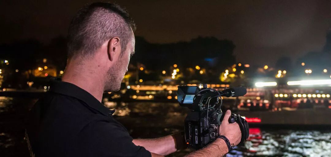 【海外分享】浪漫之夜 EVA1拍摄埃菲尔铁塔灯光秀