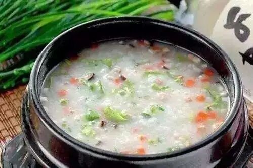 1岁以前宝宝辅食怎么吃？尤其第2点！注意！