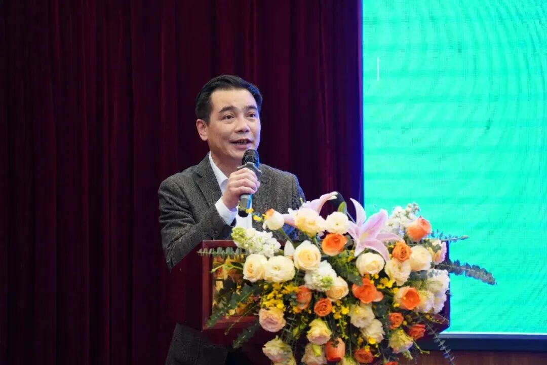 △广东省中医药局副局长柯忠致辞