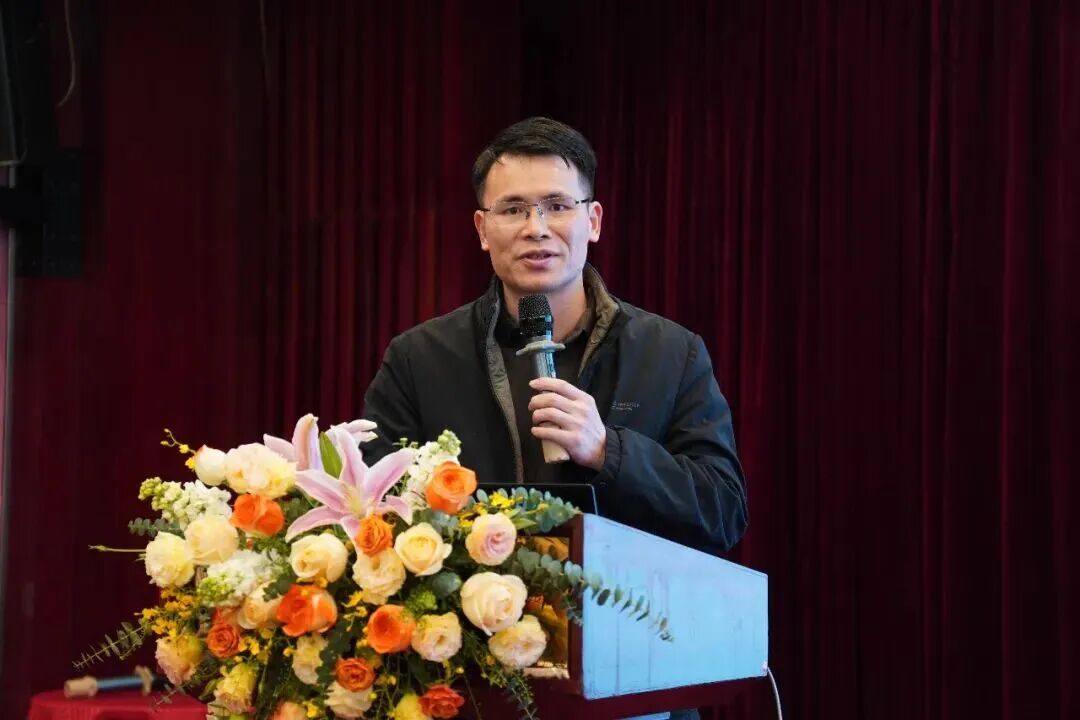 △阳春市中医院党委委员王岸主讲《“产学研用”一体化模式下中药制剂创新平台高质量发展》