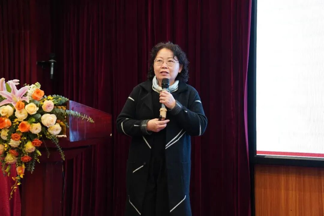 △广东药科大学中药学院院长何新教授主讲《广东省示范性数智化中药产业学院赋能院内制剂开发》