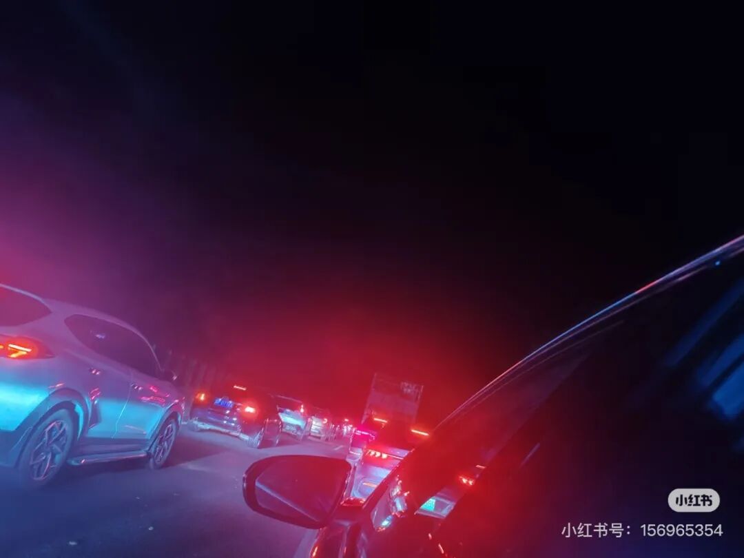 提前出发堵在路上