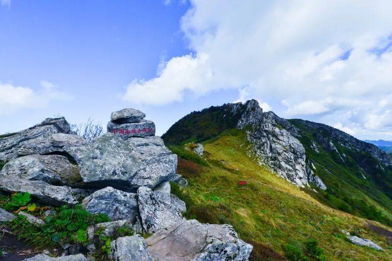 5月28日(周六)登顶"天下第一福地"终南山主峰,赏绝美大草甸,花海