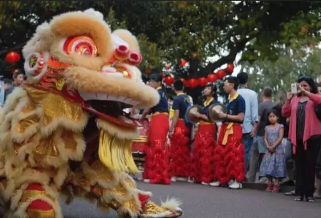 就在今天！百伦留学移民为您送上万众期待的奥克兰元宵灯会全攻略！