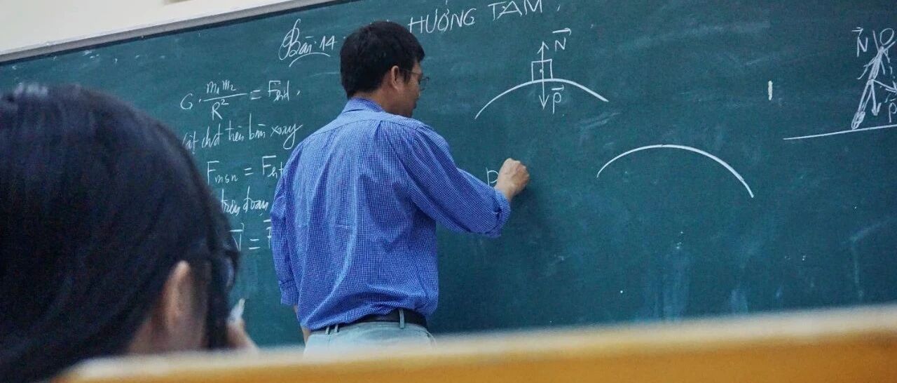 大学里最卑微的一群人，看不到出路