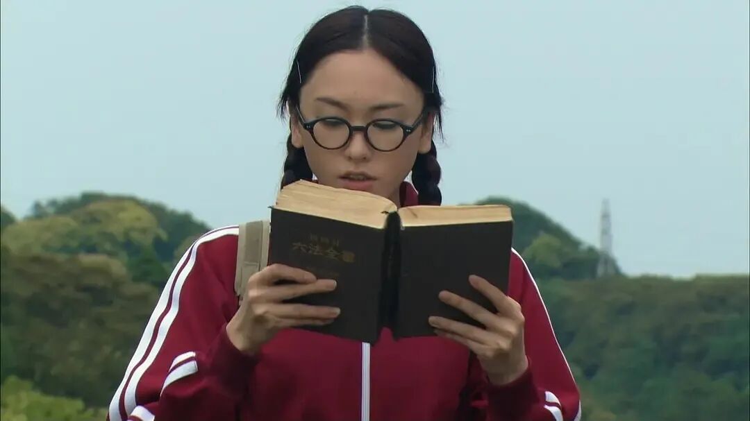 �й�ѧ���������׶ˣ���Ȼ����Щ˶ʿ��