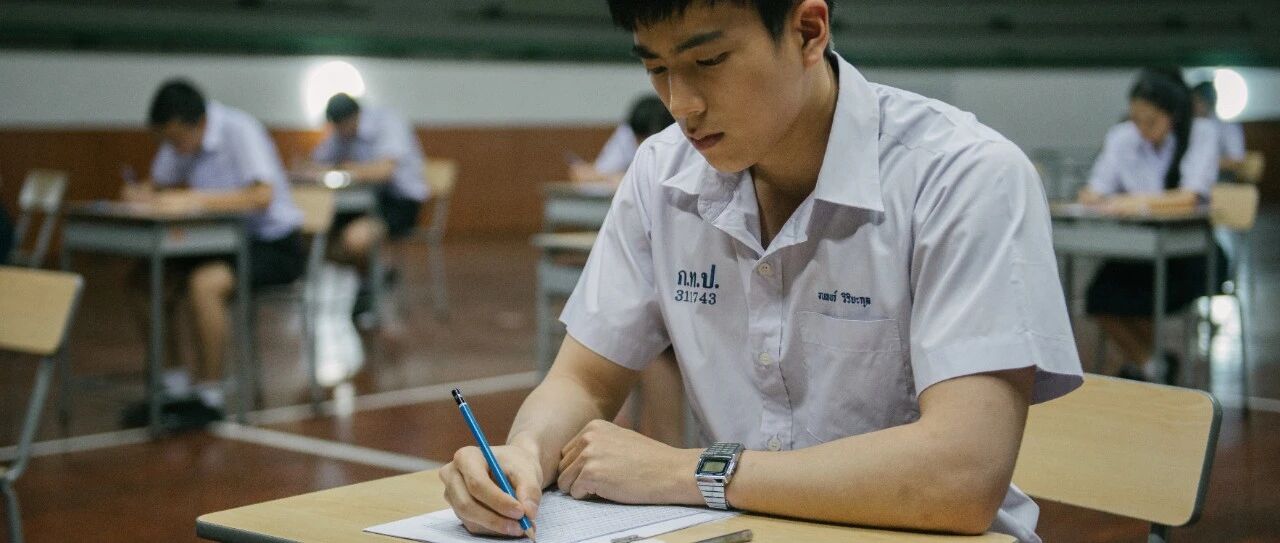 浙江高考作文最大的问题，是给它打了满分