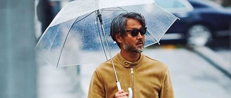 小个子冬季不要乱穿，短外套+直筒裤的穿法就很适合