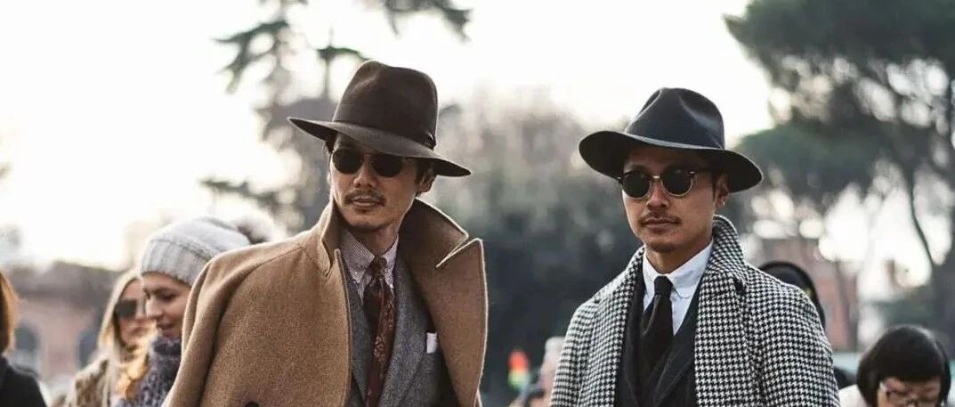 给西装多加件外套，让别人离你远远的