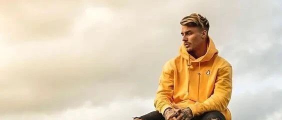 穿好2021流行色，比别人先时髦一步