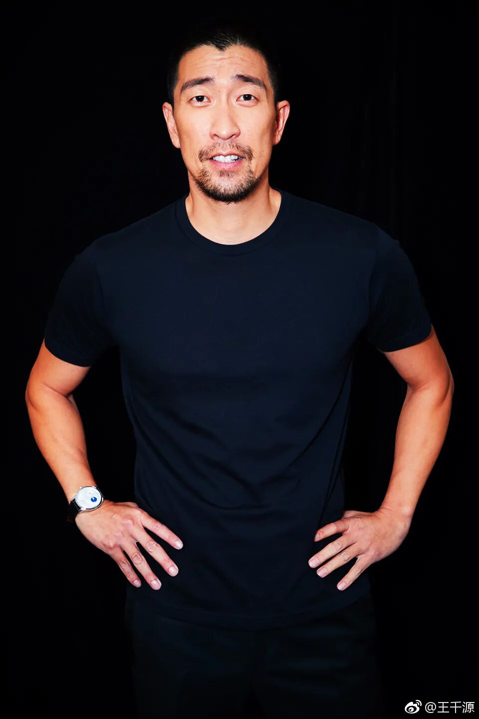 八佰演员表_演员李佰灵_恋爱排班表全体演员