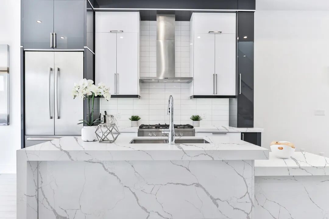 Calacatta Quartz Island Tops