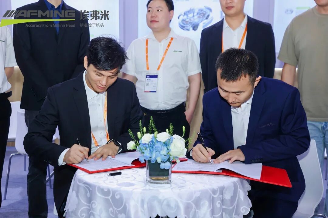 埃弗米携新品亮相 ITES 深圳展， GMU-500 五轴机床首发亮相