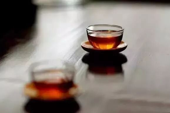 茶为谁清？酒为谁醉？