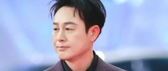 张颂文藏得太深!妻子照片曝光,颜值碾压 “大嫂” 陈书婷,网友:太意外!