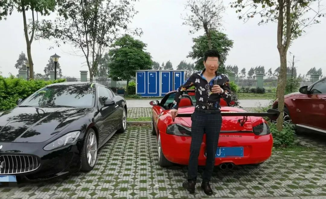 1500万签约窃格瓦拉?网友羡慕到哭晕在厕所!(图3) 1500万签约窃格瓦拉?网友羡慕到哭晕在厕所!(图3)