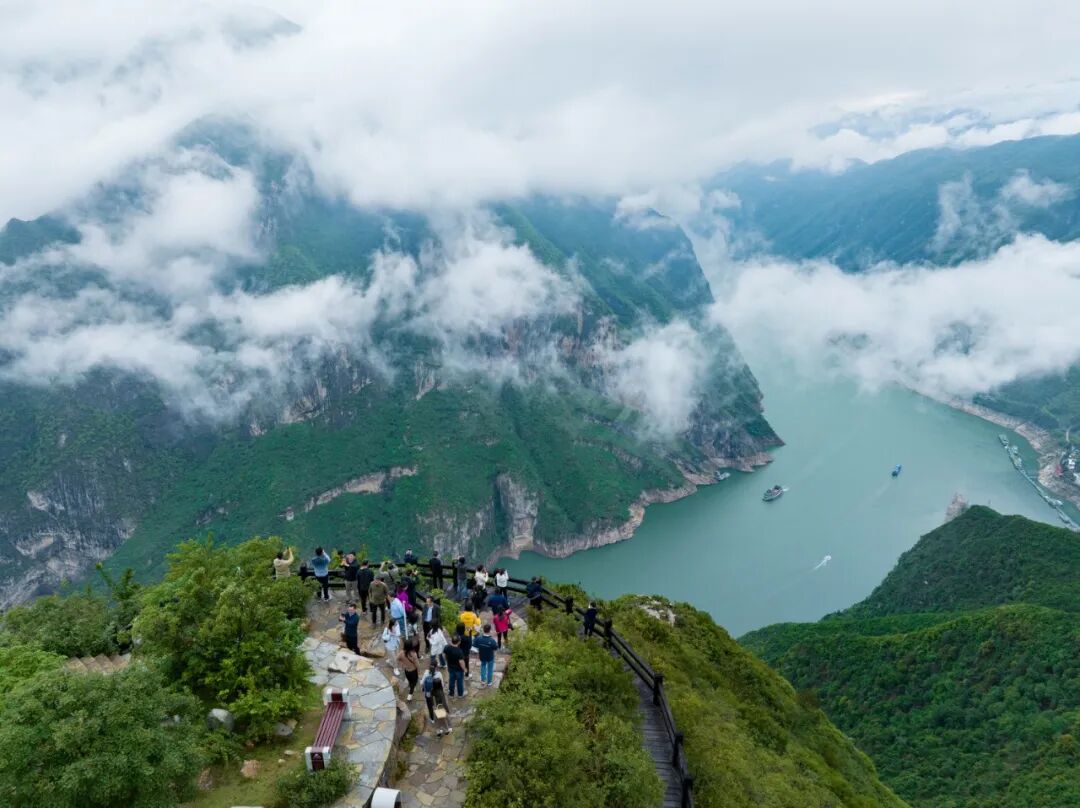 今天为什么需要征集提炼城市精神？