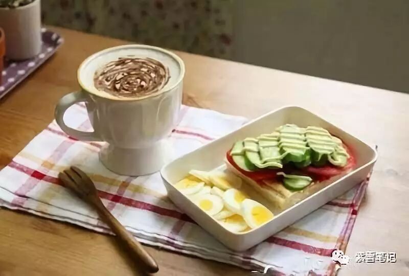 減肥食譜周三推薦_一周減肥食譜_減肥食譜周二的吃法