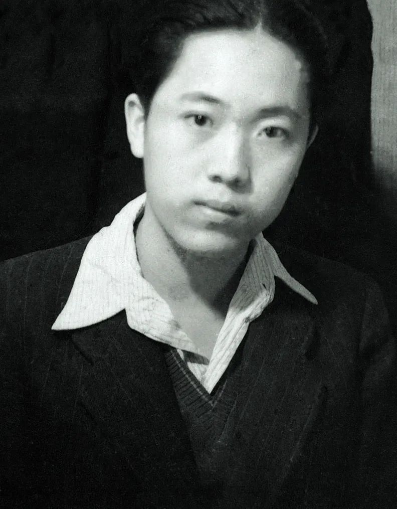 吴孟超年轻图片图片