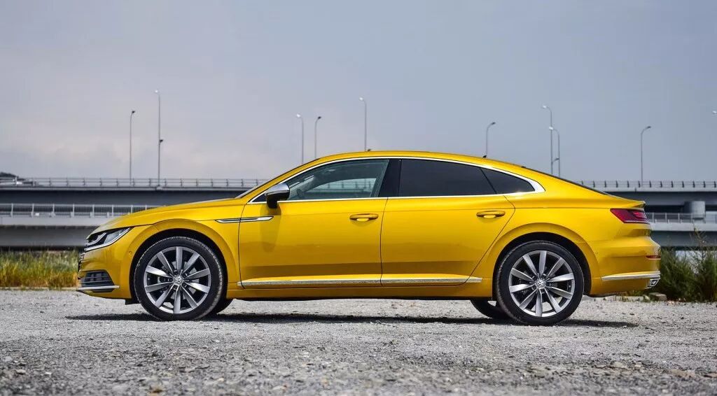 大屁股不仅能装还很性感热门掀背车了解一下