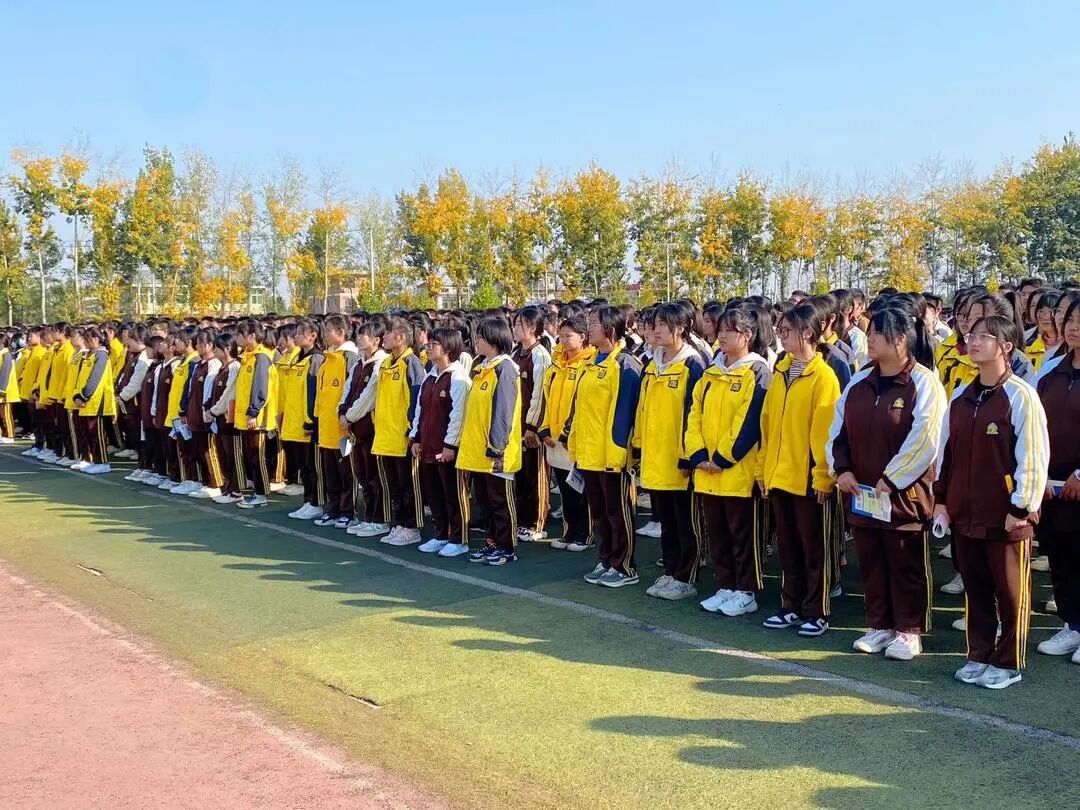 【校园动态】殷殷嘱托牢记心上,漫漫征程已在足下——记波峰中学主题