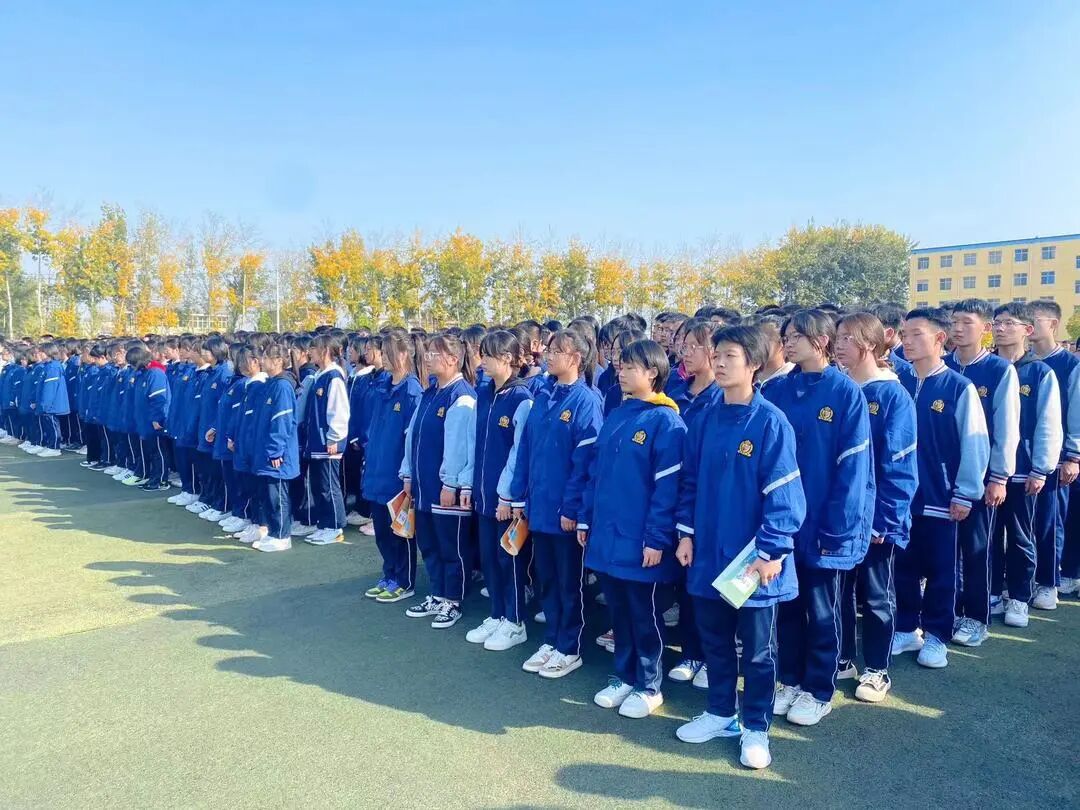 【校园动态】殷殷嘱托牢记心上,漫漫征程已在足下——记波峰中学主题