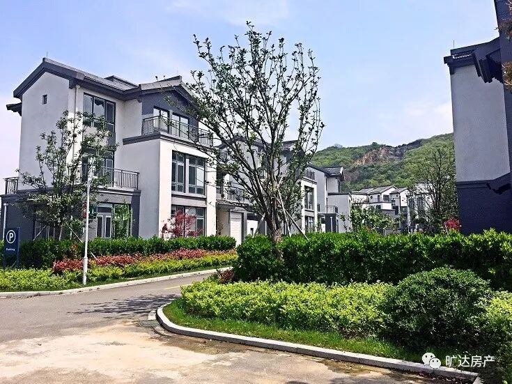 太湖花园首推296㎡至380㎡山水美墅,位处常州市武进区太湖湾度假区