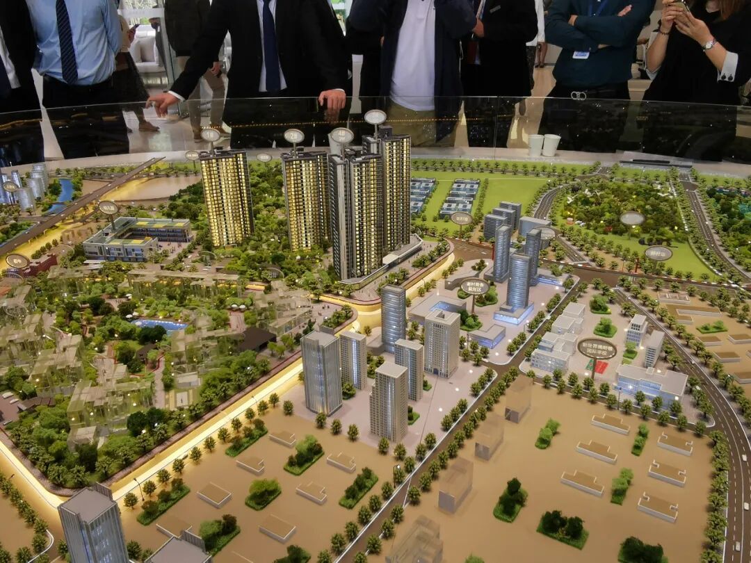 广州南站在售项目*新消息，越秀星寰和越秀星瀚值不值得买？