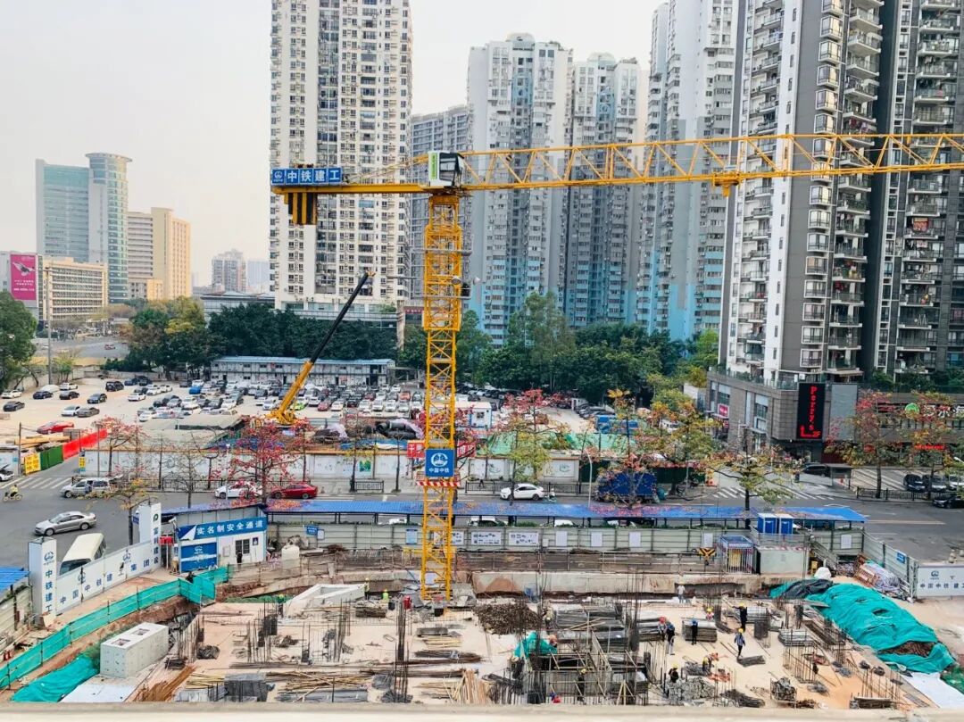 广州海珠滨江东全新盘【保利阅江台】吹风价12万/㎡！