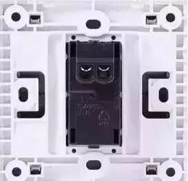 单控、双控、三控、四控开关接线图的图5