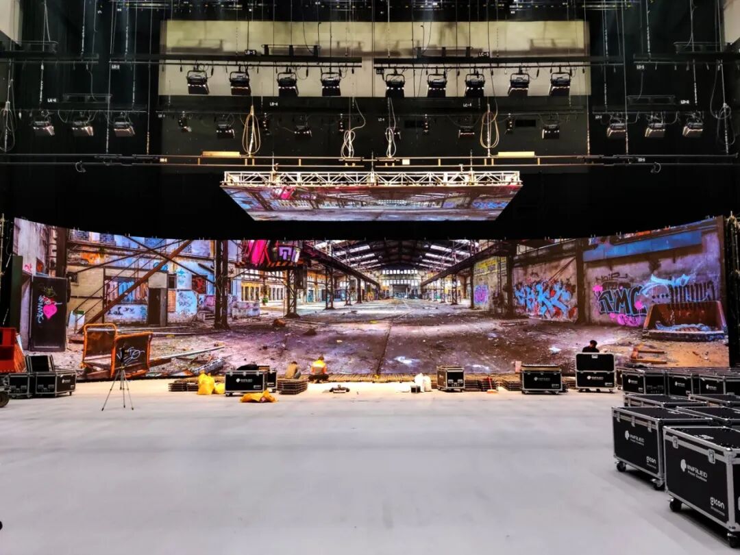 解读电影《可怜的东西》:视爵光旭xr虚拟拍摄引领影视制作新潮