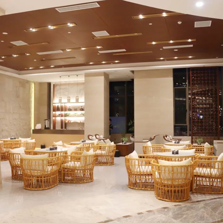 【慢享山水●轻奢度假西溪森林温泉】￥699纯玩3天~泡原生态森林温泉+享无边际温泉池、金秋赏银杏黄金大道、千年古老原始瑶寨