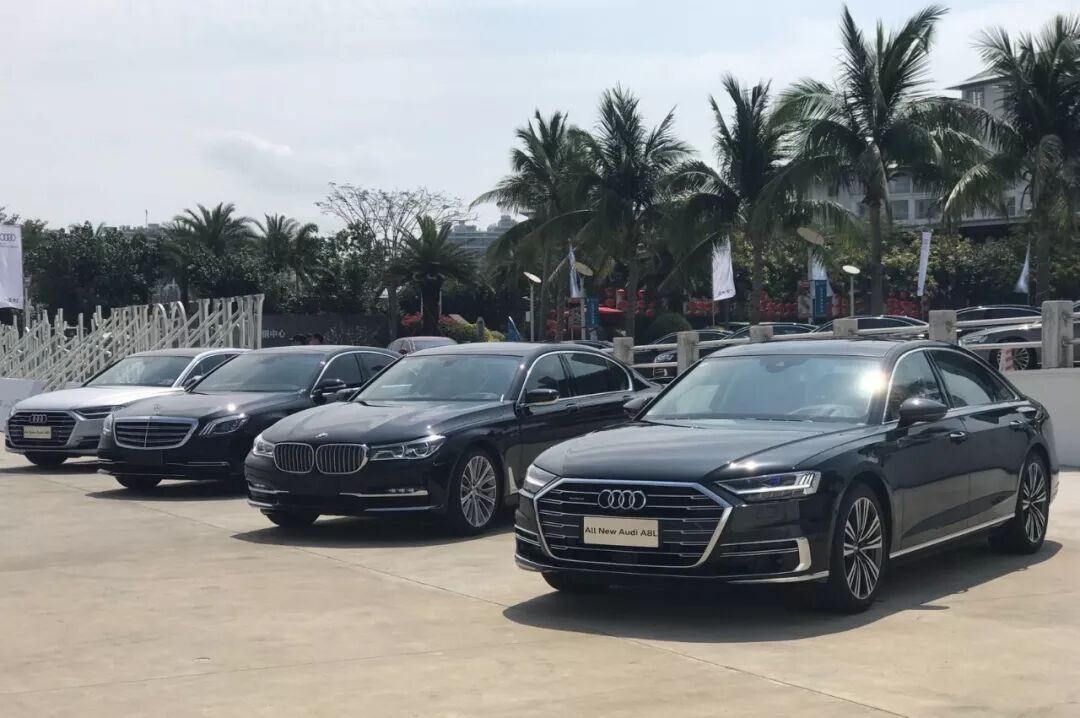 奥迪a8l试驾今年无车能在科技感上超越ta