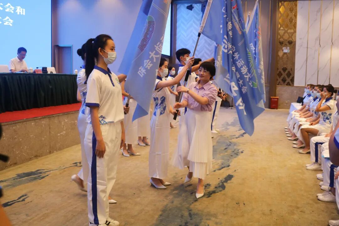 2021国际山地旅游暨户外运动大会和第十六届贵州旅游产业发展大会志愿者出征仪式举行