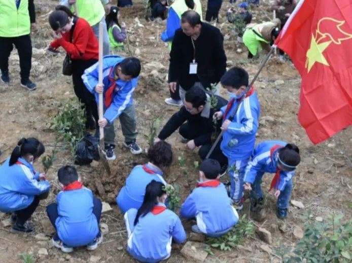 铜仁市开展2021年“我为家乡捐棵树·同心共建春晖林”活动