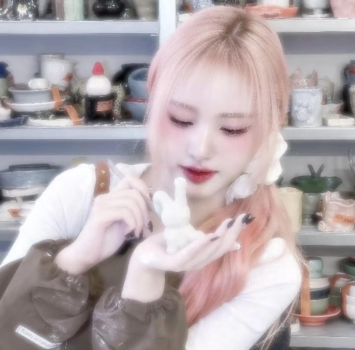 liz金志垣爱豆清冷女生头像